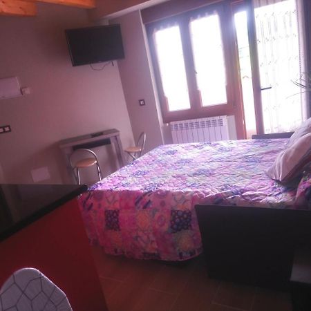 La Besnada Daire Nieda Dış mekan fotoğraf